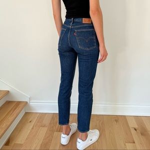 Levi’s red tag blue jeans